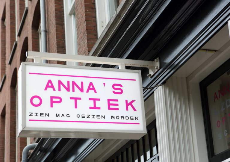 Anna's Optiek lichtbak
